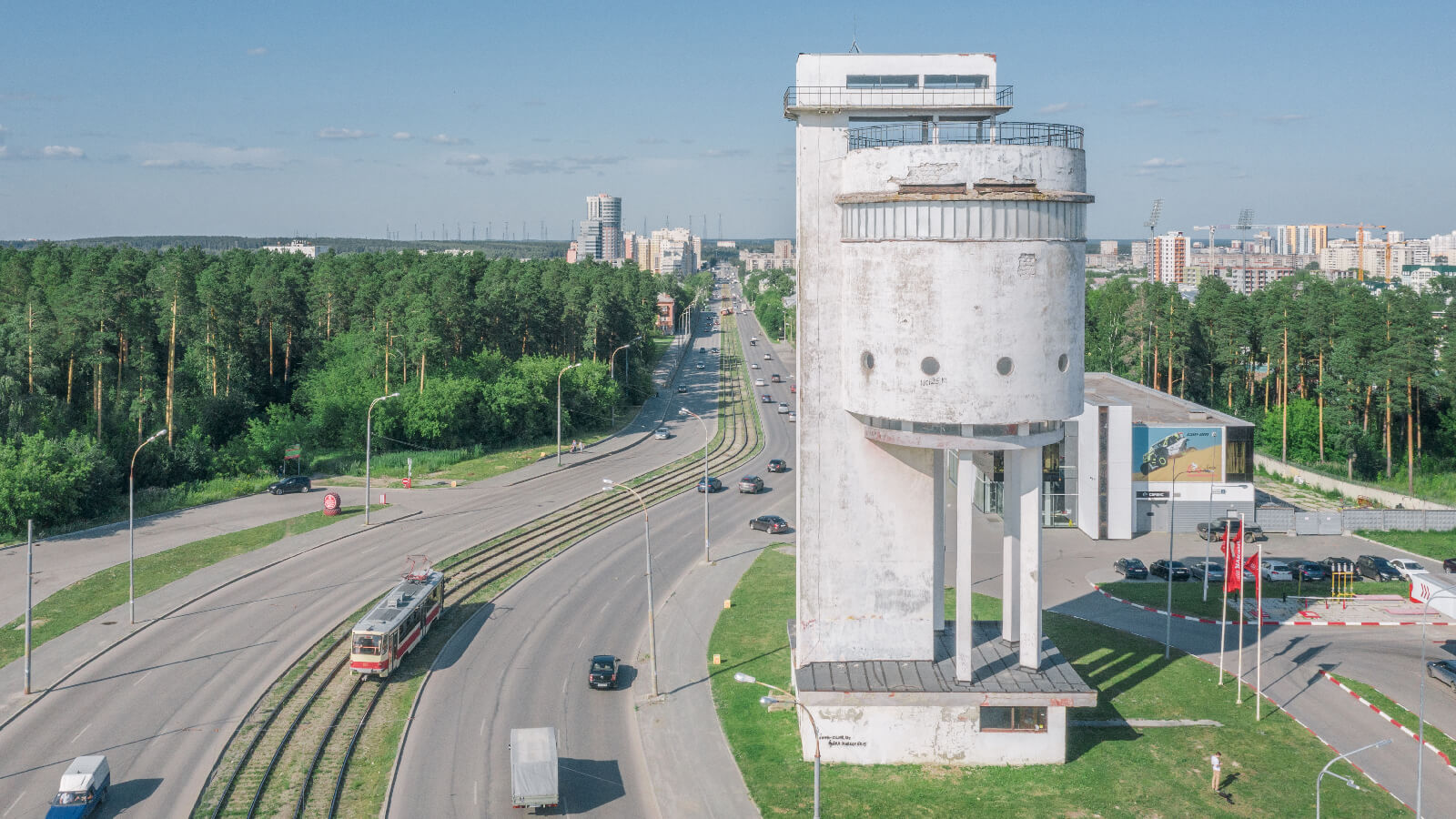 Белая башня в екатеринбурге