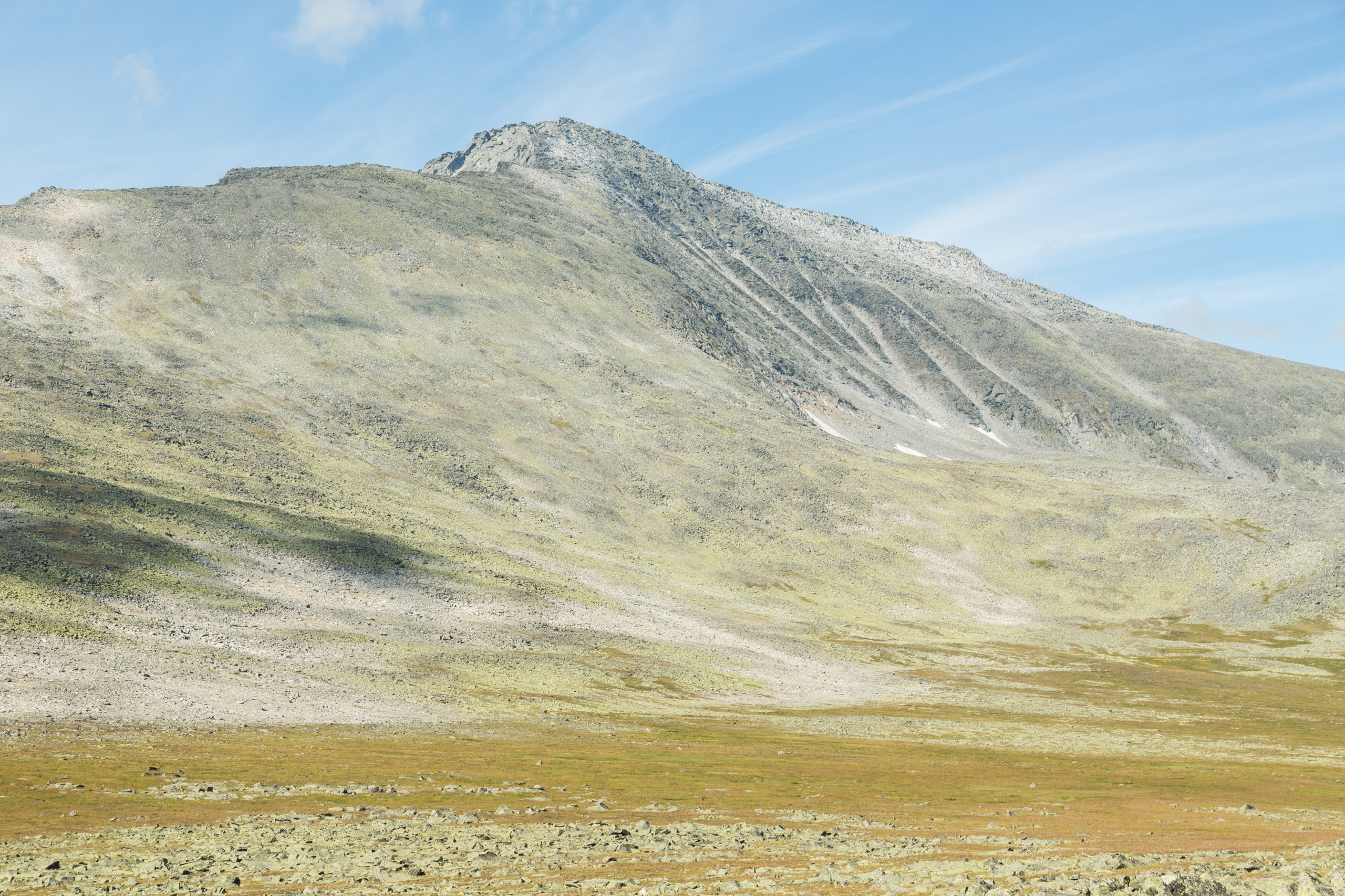 Приполярный Урал на снегоходах: к вершинам Народной, Манараги и Сабли