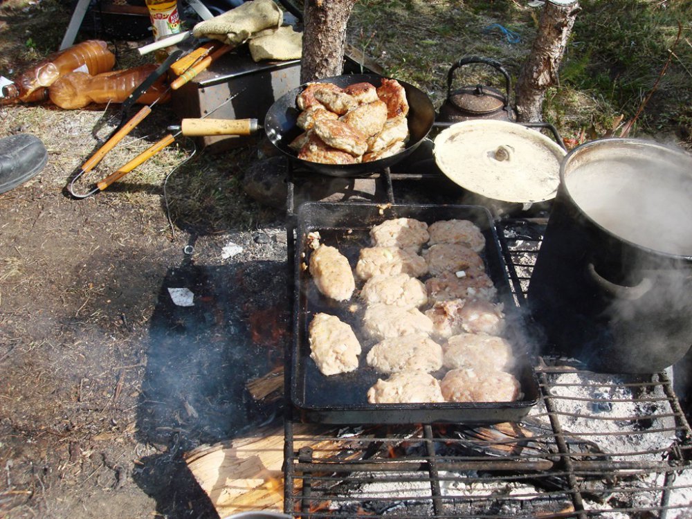 Мясное блюдо полевой кухни в экспедиции — Блюда из мяса №10