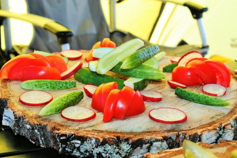Закуски на полевой кухне в экспедиции по Уралу — Закуски №7
